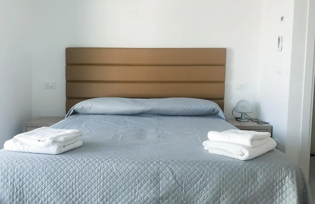 Alba B&B-1